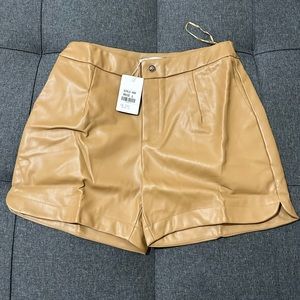 Leather shorts, beige, brand new with tags